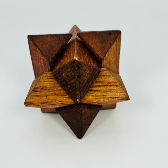 Star Puzzle Wood Cube Brain Tease 3D Challenge Game - Picture 2 of 5